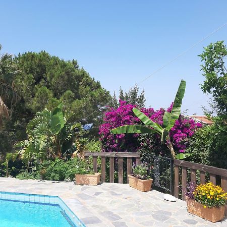 Villa Suites Lagonisi Luxury Exterior foto