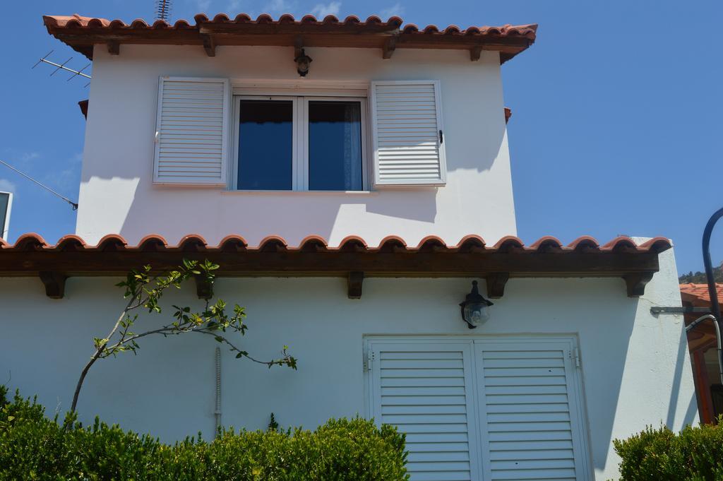 Villa Suites Lagonisi Luxury Exterior foto